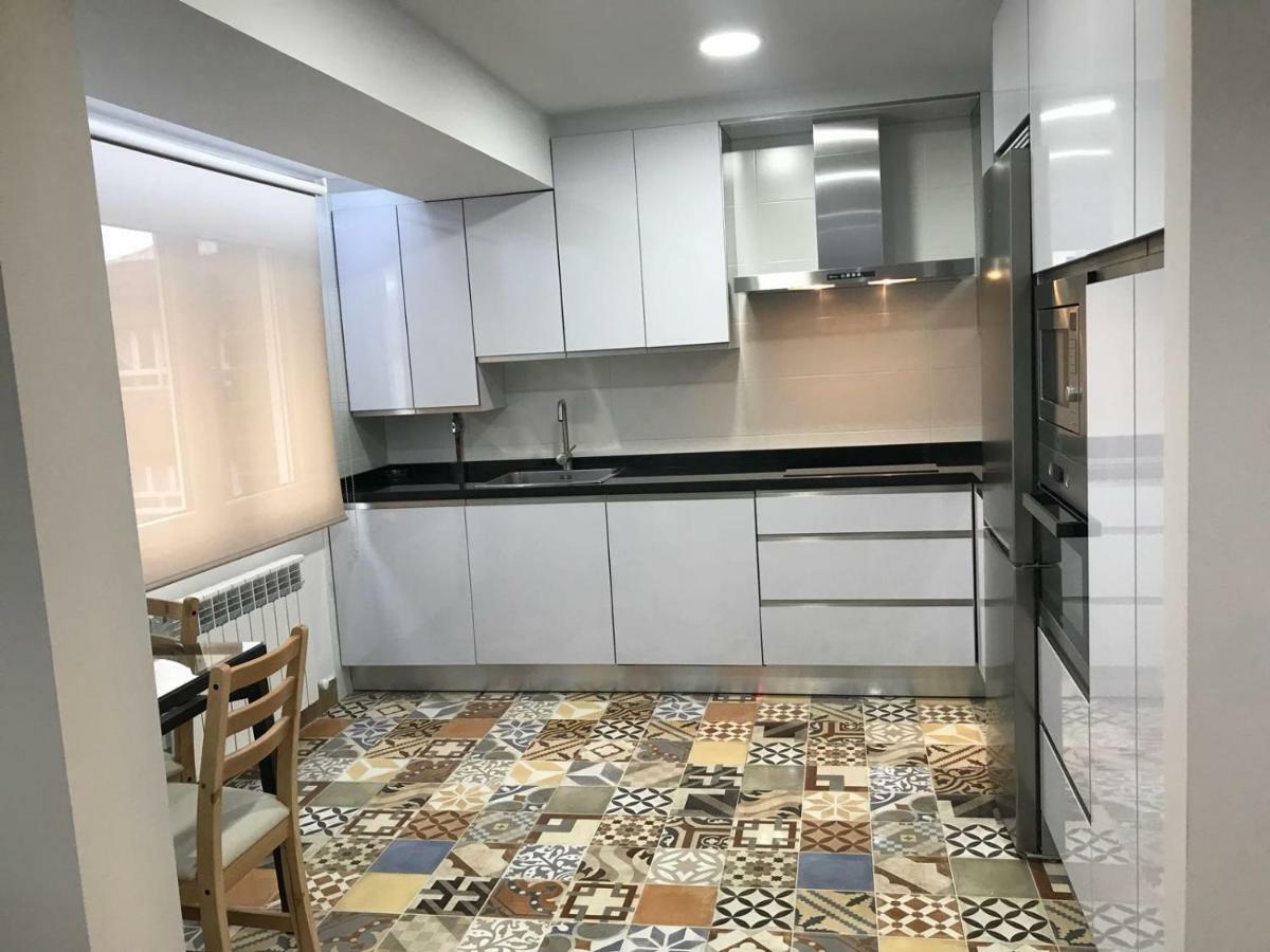 Ideal Piso Moderno Gijon Bagian luar foto